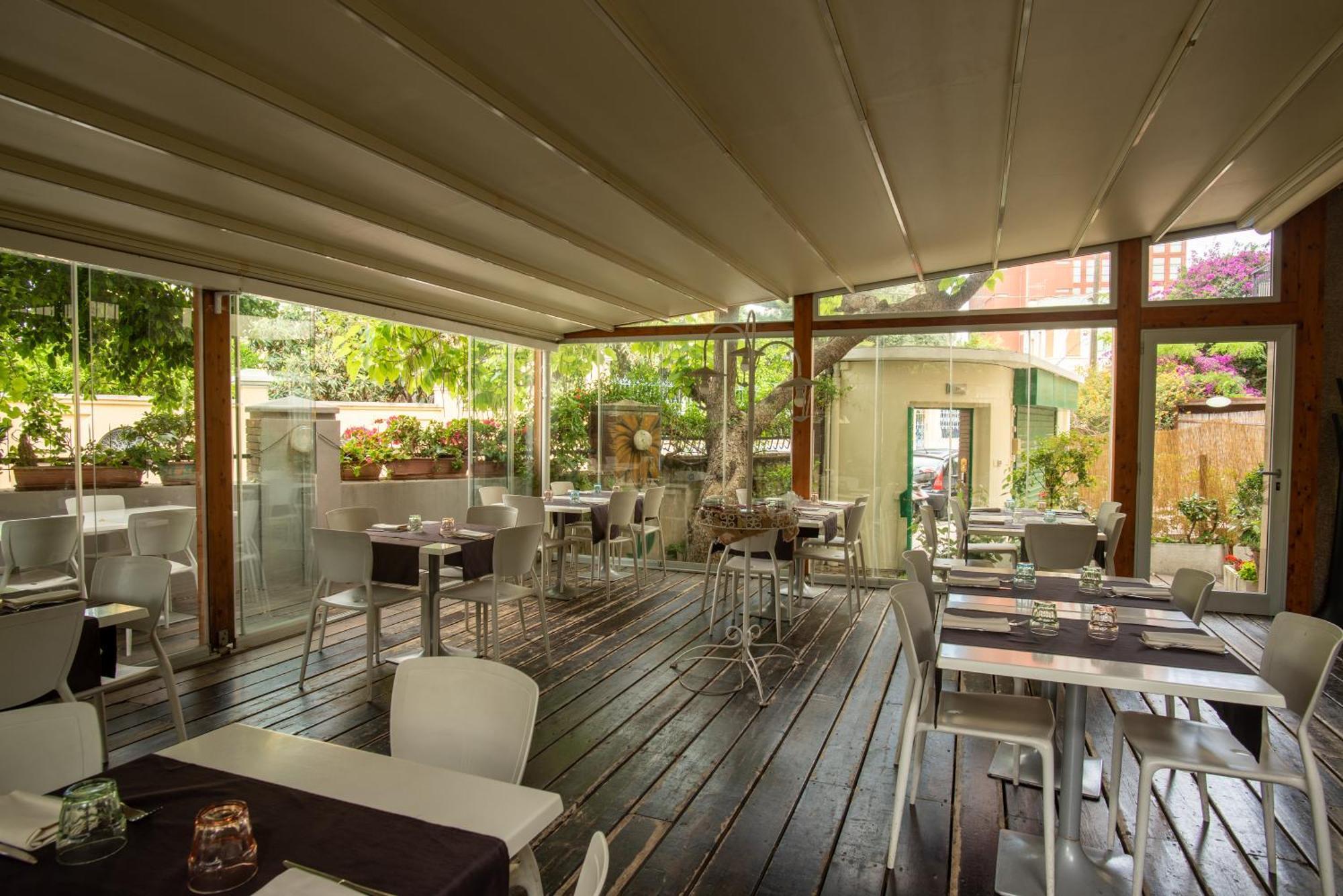 Locanda dei Buoni e Cattivi Cagliari Esterno foto