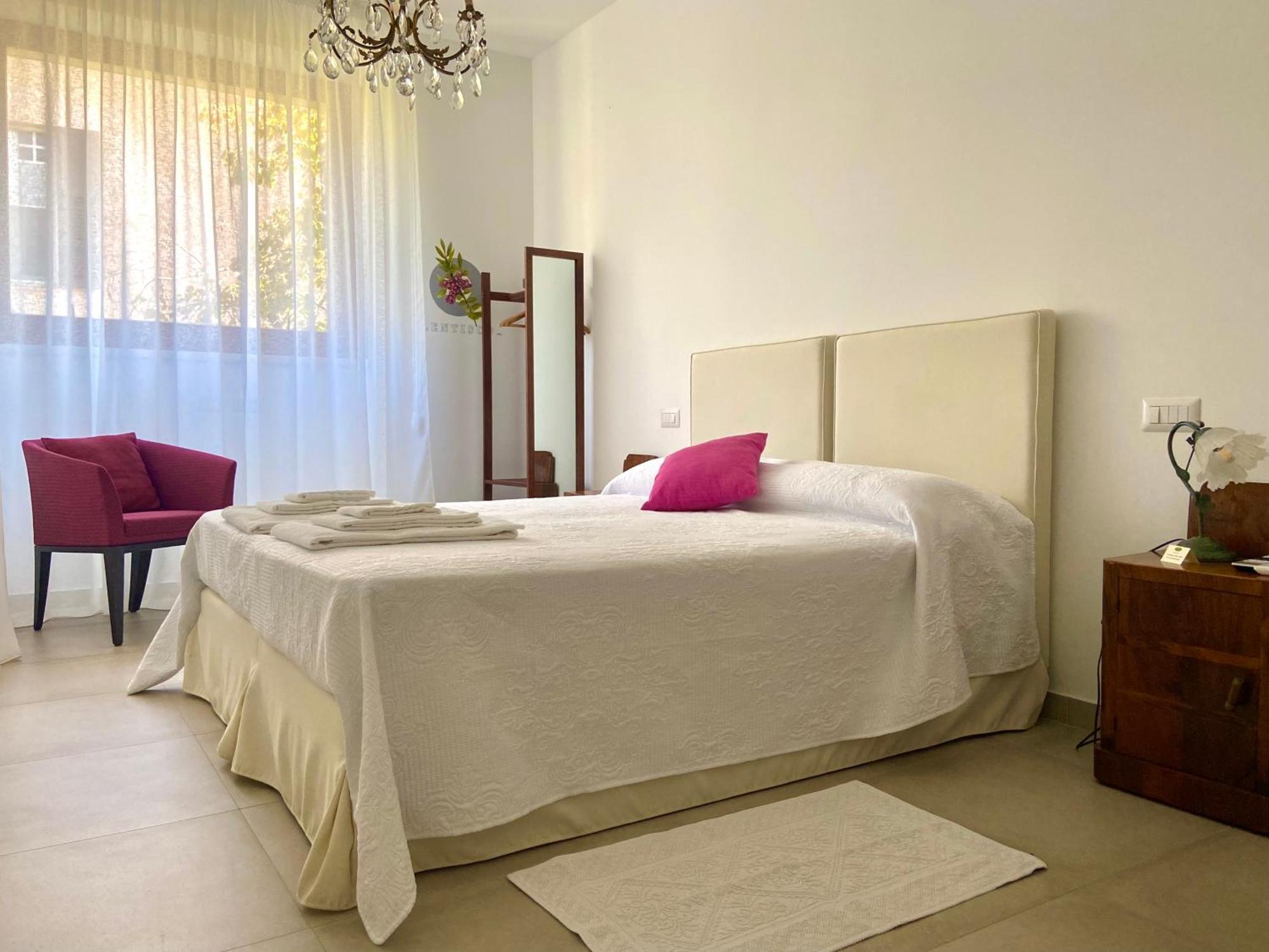 Locanda dei Buoni e Cattivi Cagliari Esterno foto
