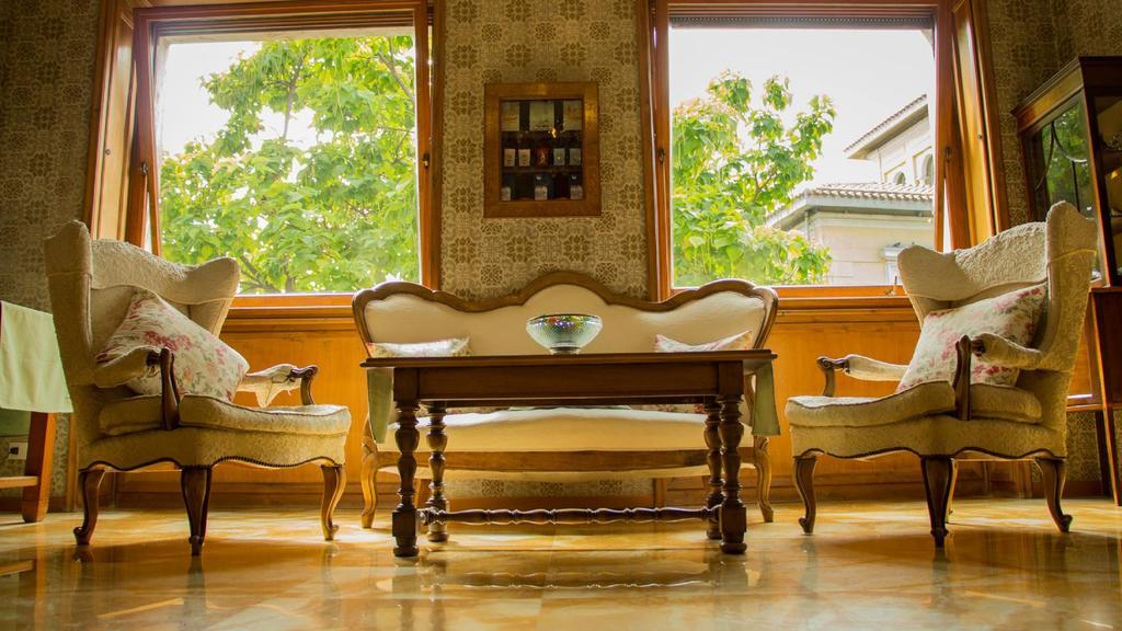 Locanda dei Buoni e Cattivi Cagliari Esterno foto